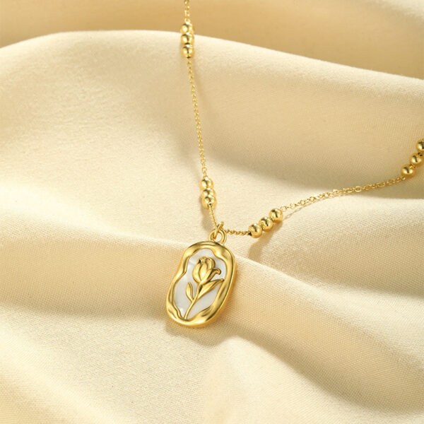 Simple Rose White Shell Pendant Necklace For Women - Image 3